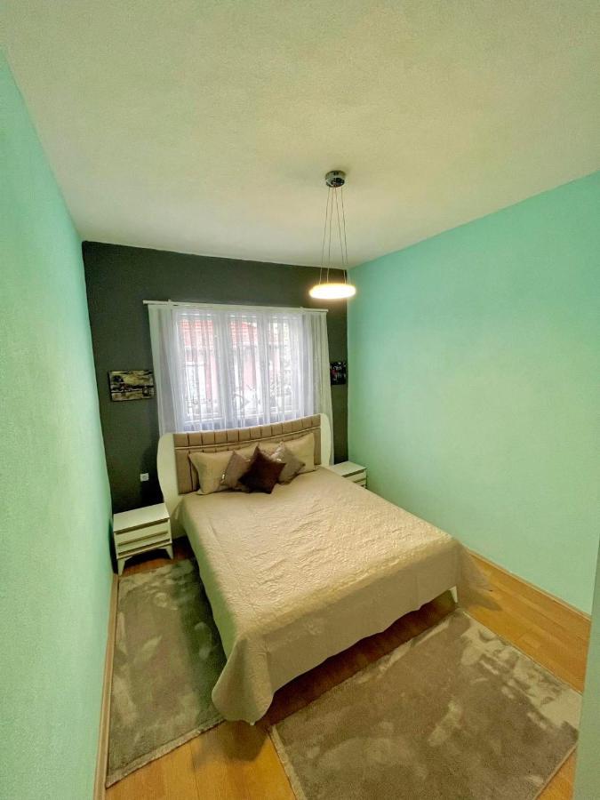 Apartment-Rubin Pristina Esterno foto