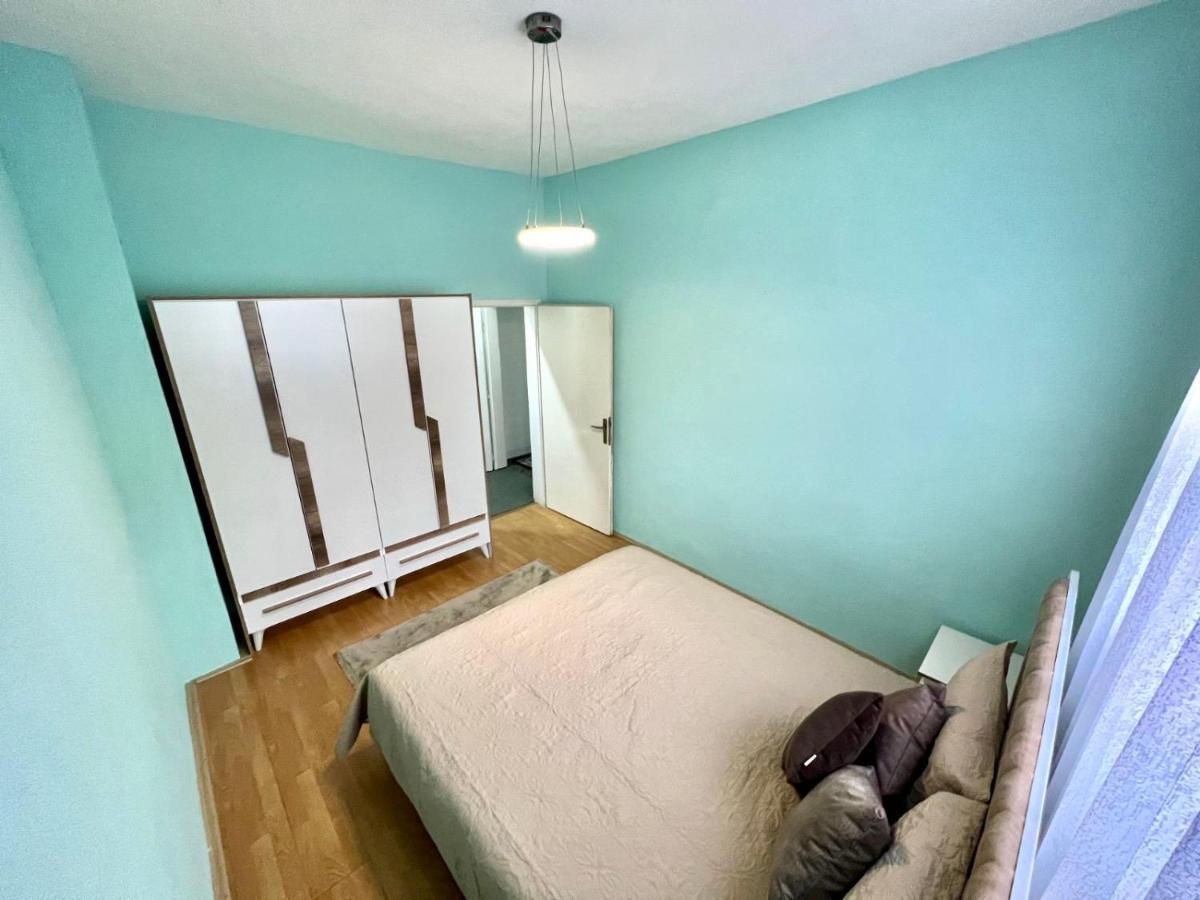 Apartment-Rubin Pristina Esterno foto