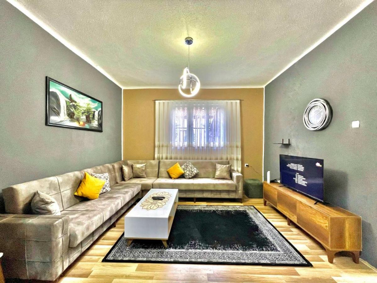 Apartment-Rubin Pristina Esterno foto